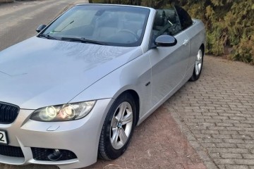 BMW Seria 3 320i