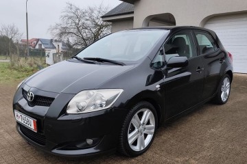 Toyota Auris 2.2 D-4D D-CAT