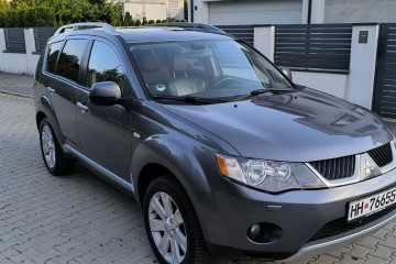 MITSUBISHI OUTLANDER 4X4