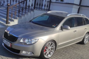 Skoda Superb 2.0 TDI Elegance DSG