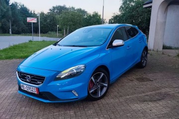 Volvo V40 T5 R-Design Summum
