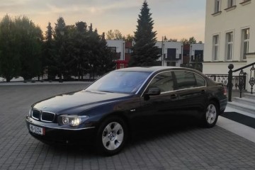 BMW Seria 7 745Li