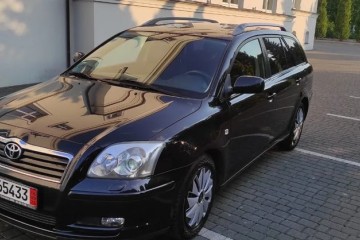 Toyota Avensis 2.4 VVT-i Combi Sol