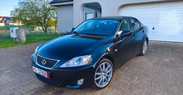 lexus