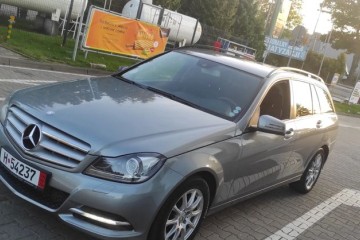 Mercedes-Benz Klasa C 200 T CDI DPF BlueEFFICIENCY Elegance