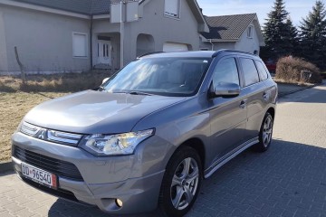 Mitsubishi Outlander 2.2 DI-D 4WD Automatik Diamant Edition+
