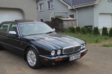 Jaguar Daimler S8