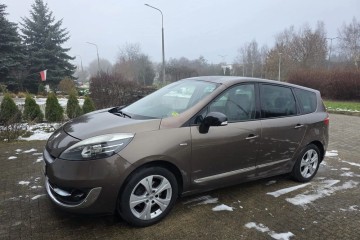 Renault Grand Scenic 1.9 dCi XXL FAP Exception