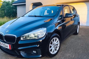BMW Seria 2 218i Sport Line