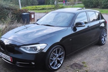 BMW Seria 1 118i Sport Line