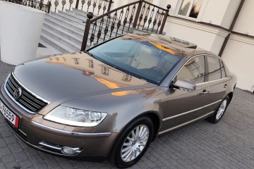 Volkswagen Phaeton 3.0 V6 TDI DPF 4MOTION langer Radstand (5 Sitzer)