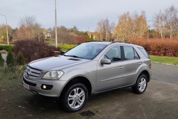 Mercedes-Benz ML 300 CDI 4Matic 7G-TRONIC DPF BlueEFFICIENCY Grand Edi
